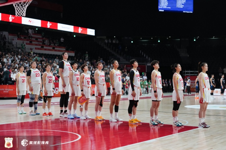 中国女篮VS中国台北首发：张曼曼 杨舒予 唐子婷 罗欣棫 陈明伶